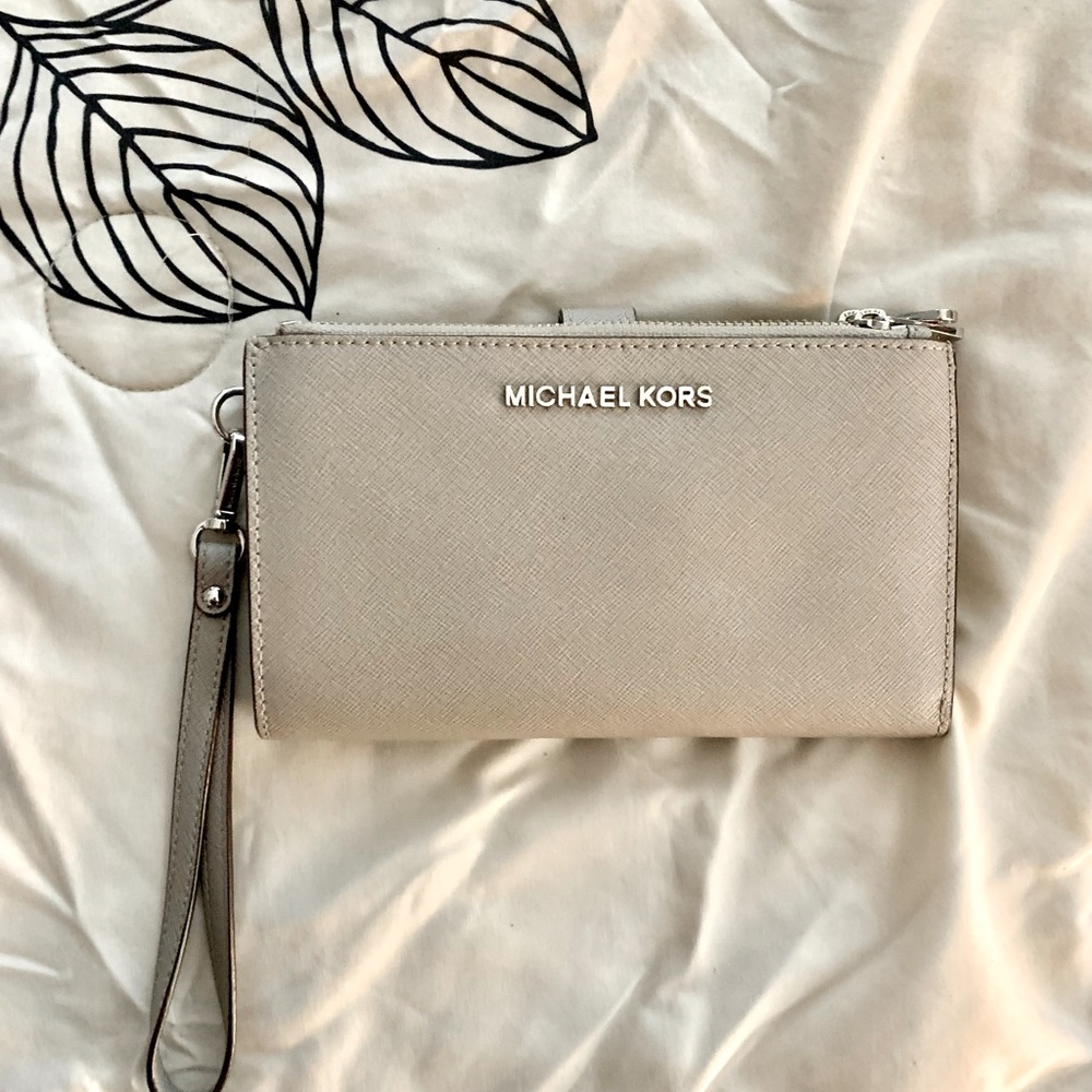 MK wristlet